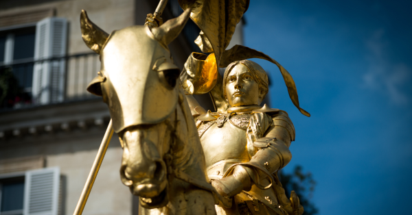 Statue Jeanne d'Arc Escales vers la Champagne